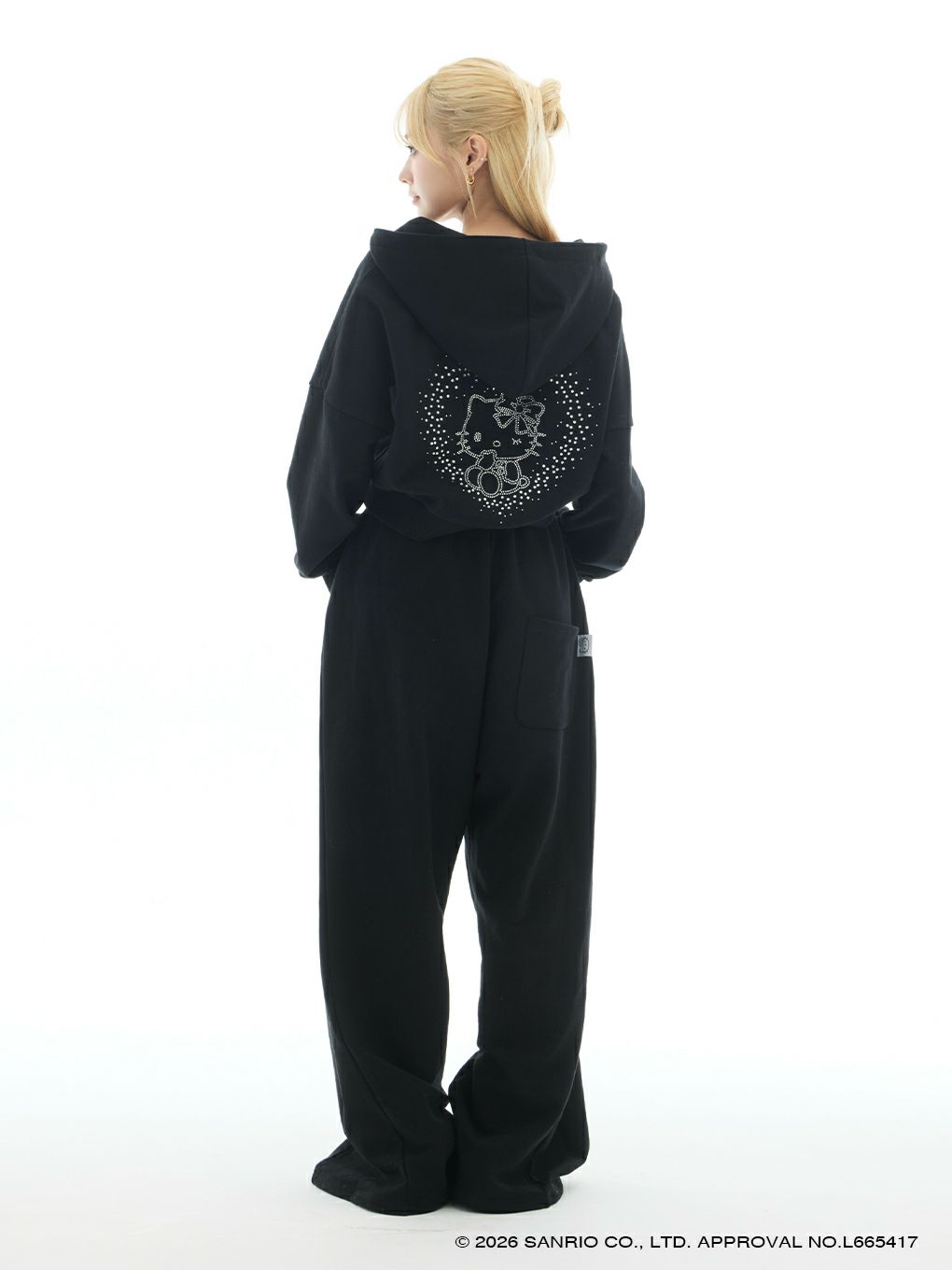 【BUBBLES】ハートビジュークロップドパーカー