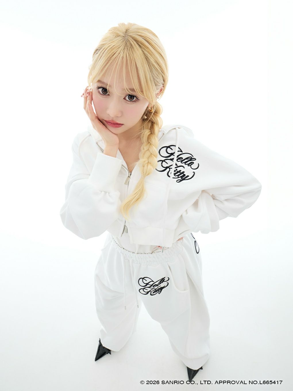 【BUBBLES】エンブロイダリースウェットパンツ