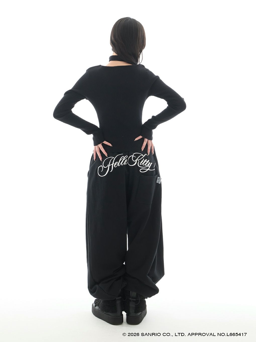 【BUBBLES】エンブロイダリースウェットパンツ