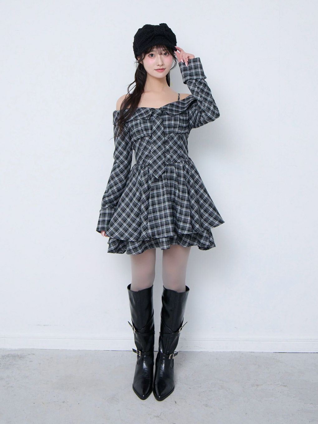 【BUBBLES】オフショルネクタイティアードワンピース