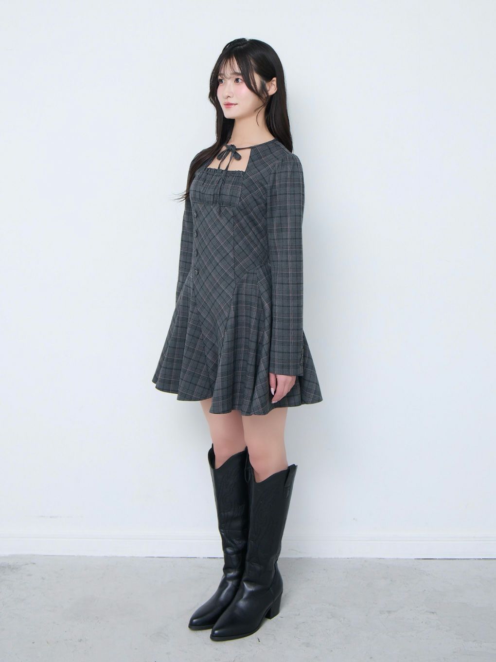 【BUBBLES】オープンネックフレアワンピース