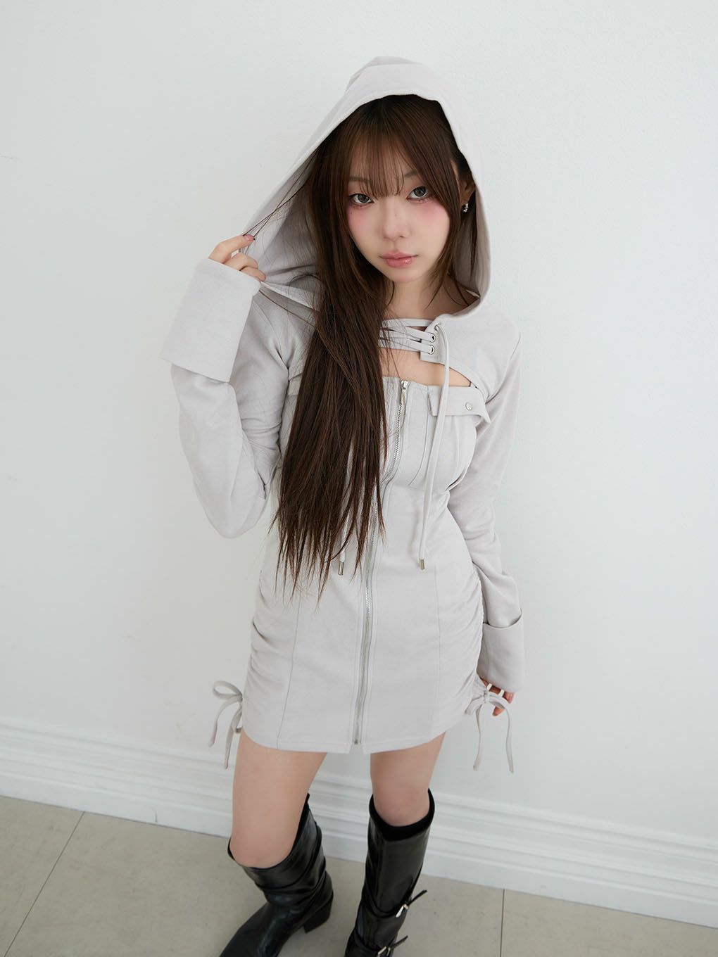 【BUBBLES】レースアップパーカーワンピース